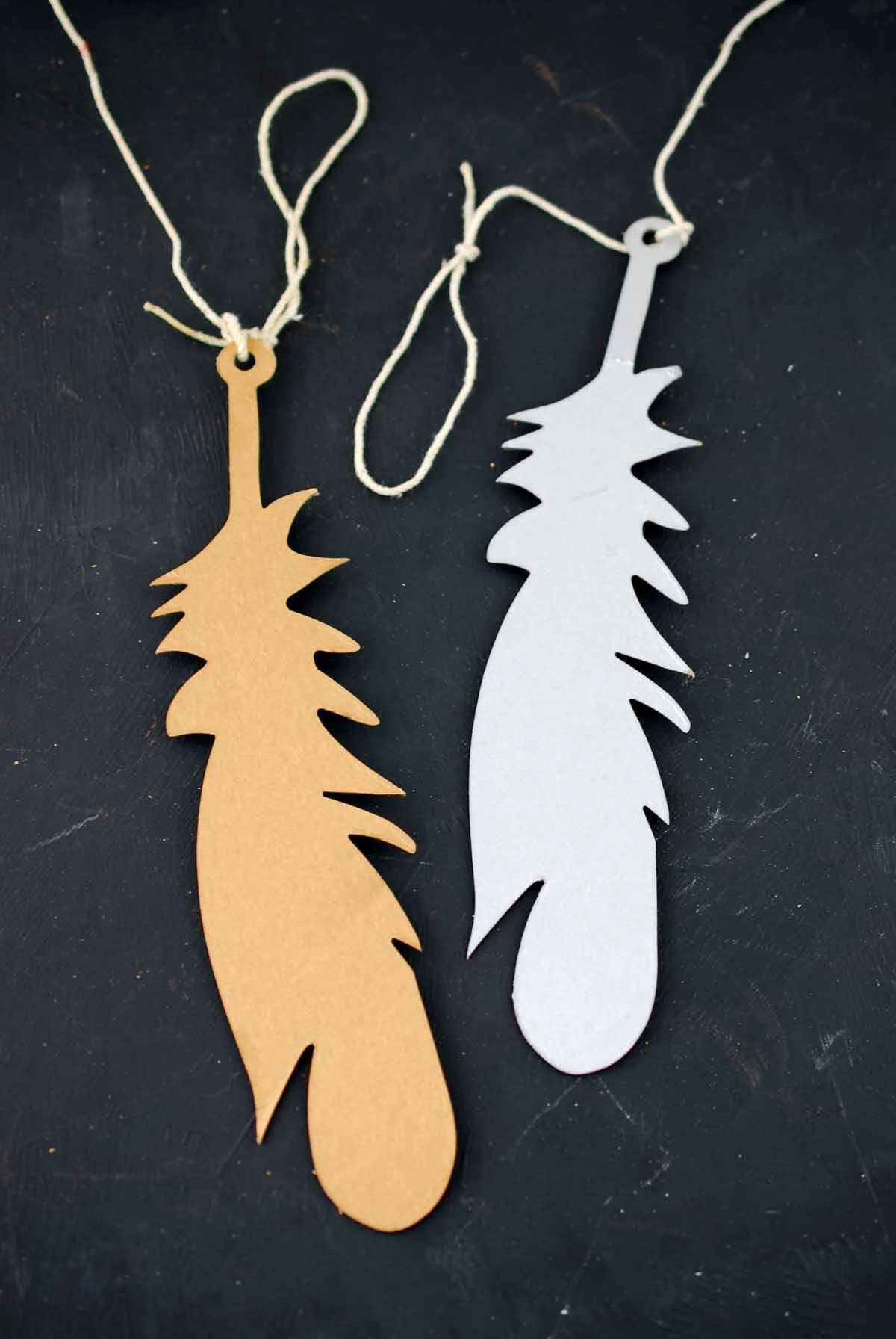 Metallic Feather Party Garlands 6ft (Set Of 6) 2 Metallic Feather Party Garlands 6ft (Set Of 6) - Image 2