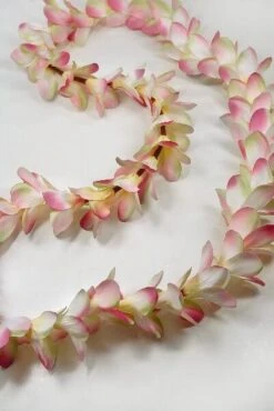 Pink Plumeria Flower Lei